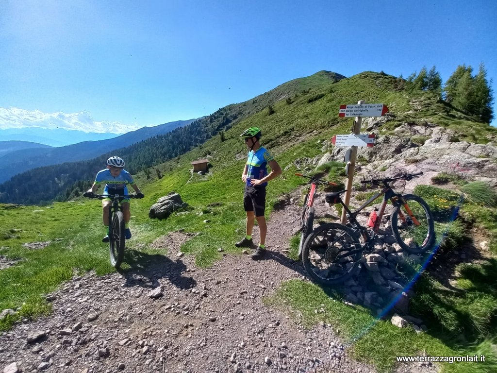 A passo Palù in mountain bike